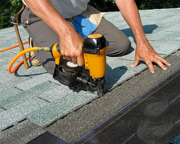 Best Roof Repair Specialists  in Oak Hills, OR